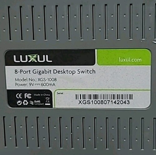 Luxul 8-Port Gigabit Ethernet Unmanaged Switch XGS-1008 w/Power Supply & Cable - Picture 8 of 8
