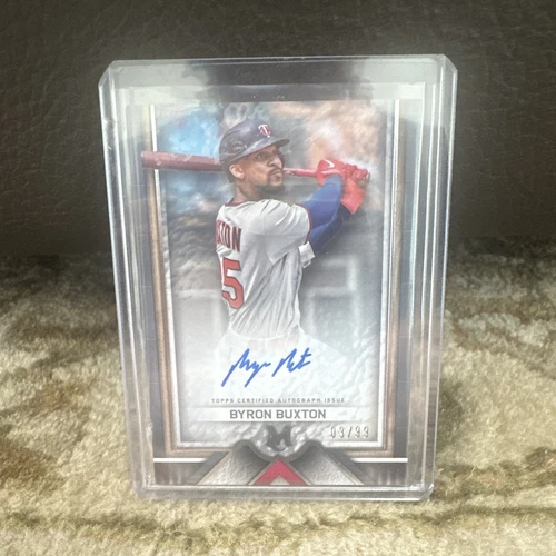 2023 Topps Byron Buxton RAW