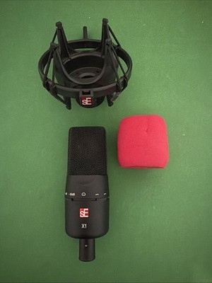 sE Electronics X1 Large Diaphragm Condenser Microphone Black W/ Accessories
