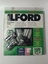 Ilford Photographic Paper 20,3 25,4cm 8 10in 2 Rolls HP5 Plus 400 Film.