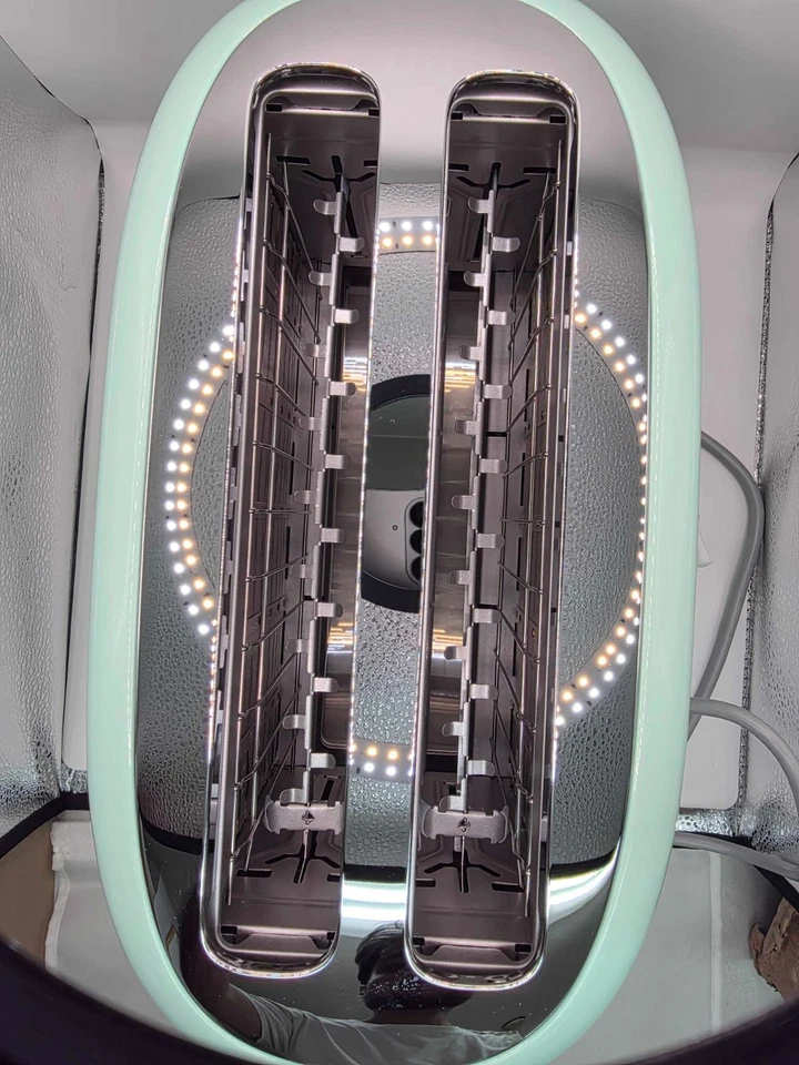 Tostadora de 4 rebanadas Smeg TSF01DGUK D&G - verde claro Foto 2 de 4