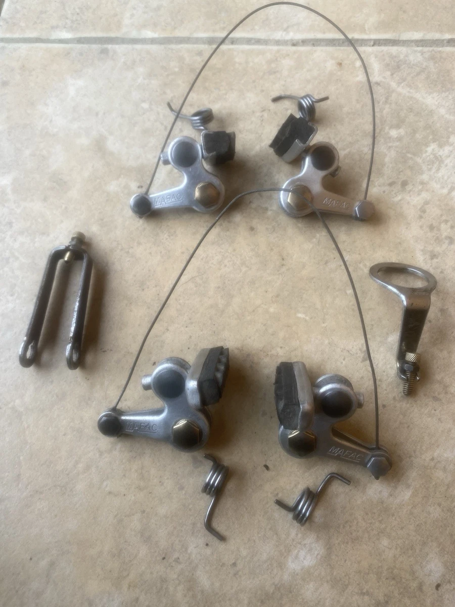 Étrier de frein avant / front brake caliper - MAFAC RACER 12