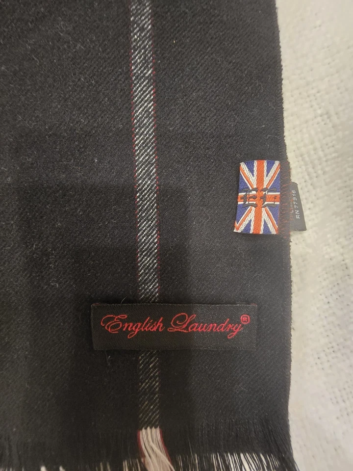 Cachecol masculino English Laundry todo de seda com franjas listras xadrez preto vermelho e branco - Imagem 2 de 4