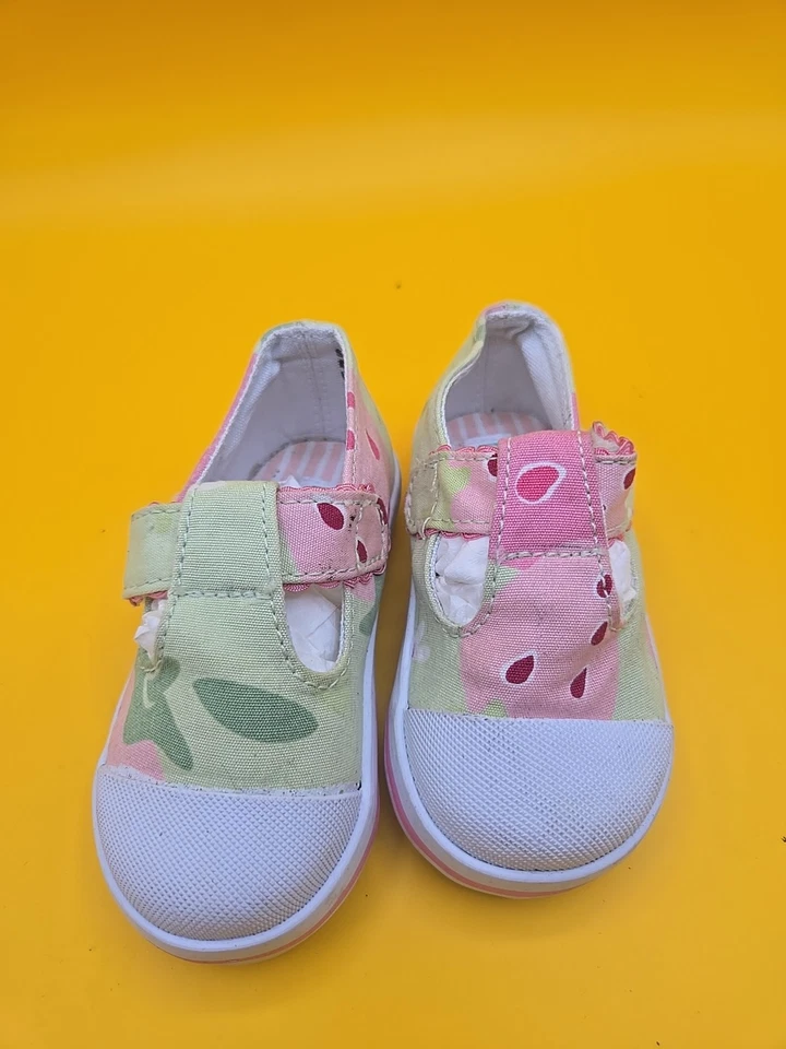 Gymboree Strawberry Fields Shoes 4 RARE HTF Excellent Condition - Image 2 of 4