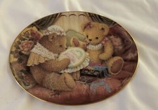 FRANKLIN  MINT HEIRLOOM OVAL PLATE FRIENDS ARE FUR-EVER BY SUE WILLIS