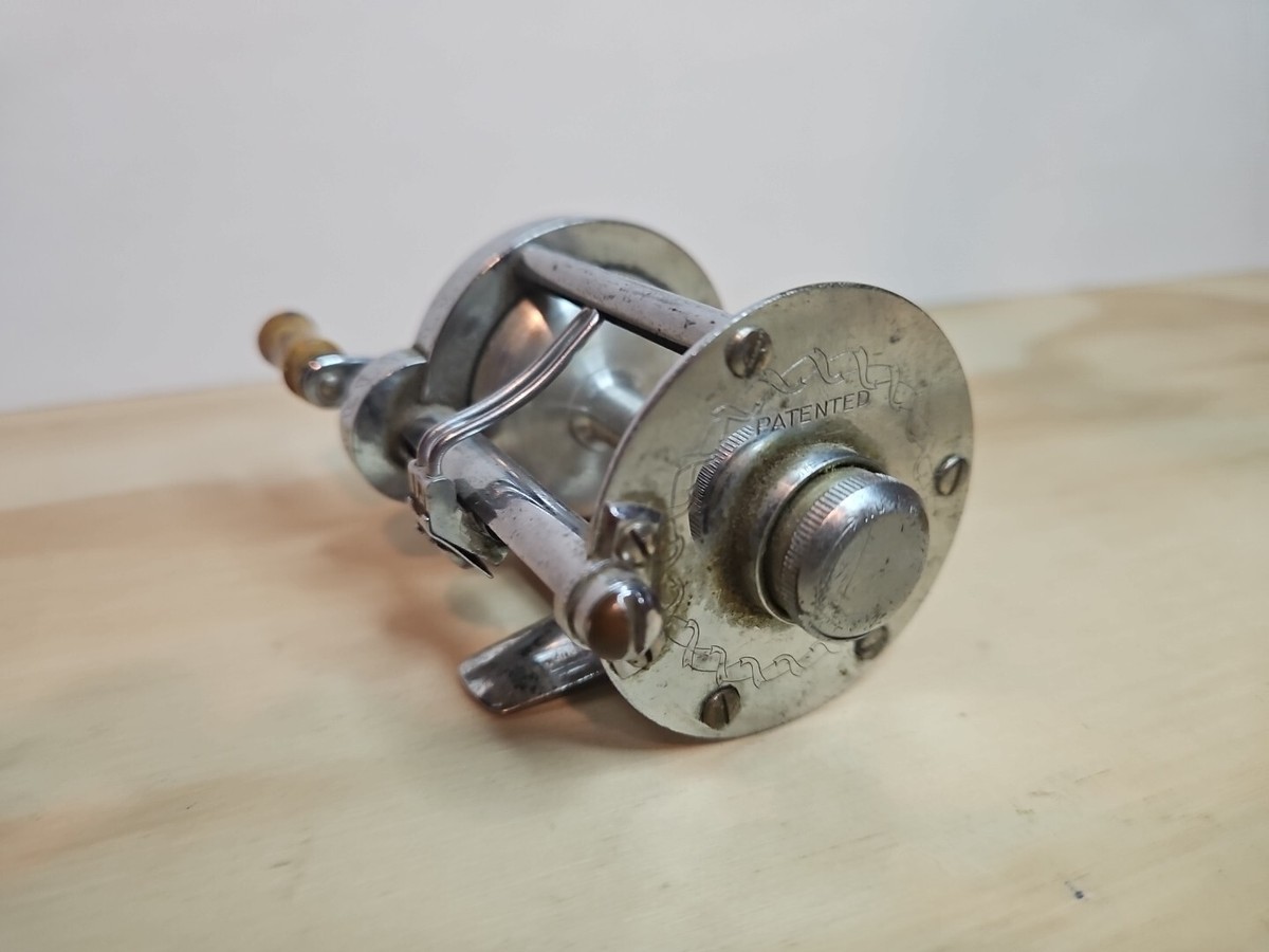 FISHING REEL Vintage Pflueger Skilkast Trademark No. 1953