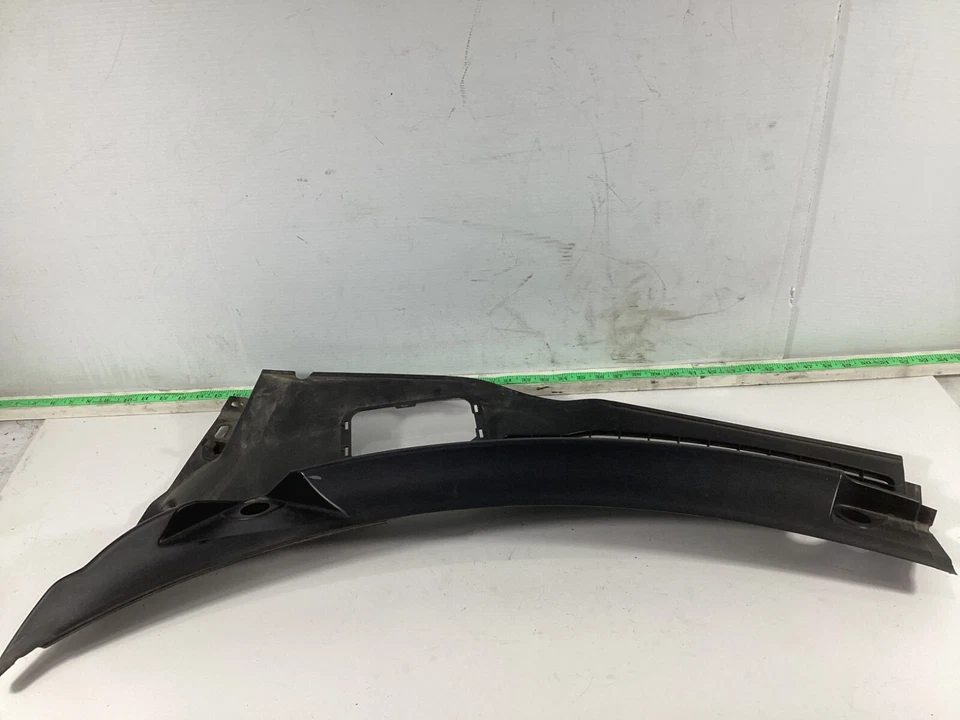 2011-2016 Mini Cooper Countryman Front Left Windshield Apron Firewall Cover OEM. Foto 3 de 4