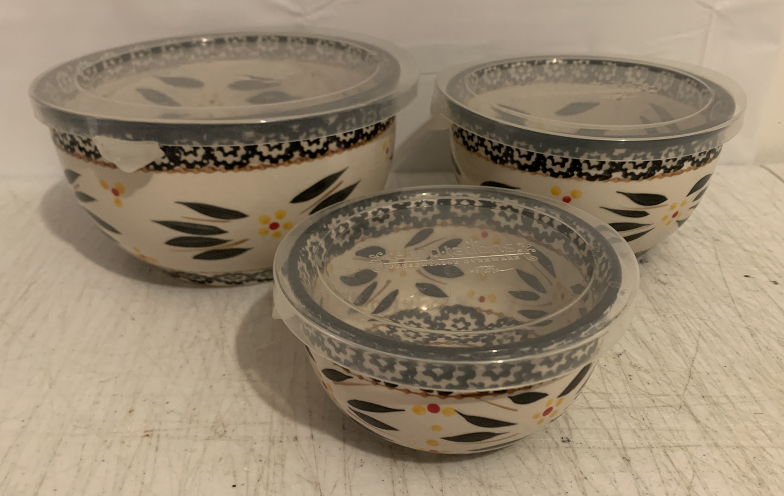 Temptations Old World Blue Set of 3 Nestled Mixing Bowls W/ Lids H000