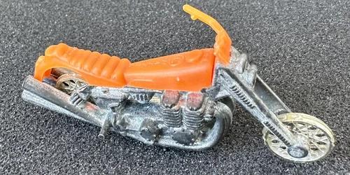Hot Wheels Rrrumblers 1971 Road Hog Motorcycle Orange Plastic Bike Parts Project