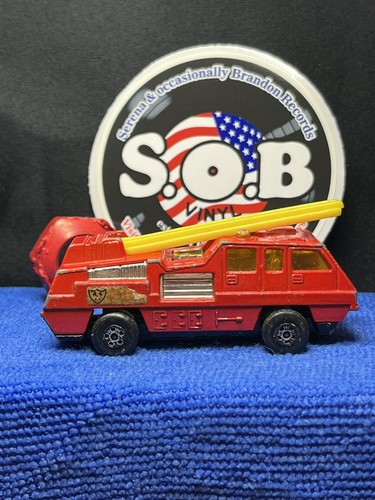 Lesney Matchbox 1975 No 22 Blaze Buster Fire Engine Truck Red Diecast VG Cond - Picture 4 of 9