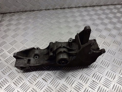 Volkswagen PASSAT B5.5 2002 Halterung Lichtmaschine 06B903143N Benzin MOG174944
