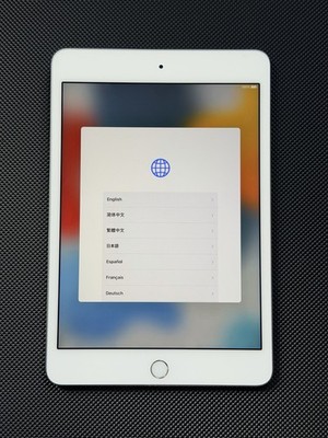 Apple iPad Mini 4 - 128GB, Wi-Fi, 7.9