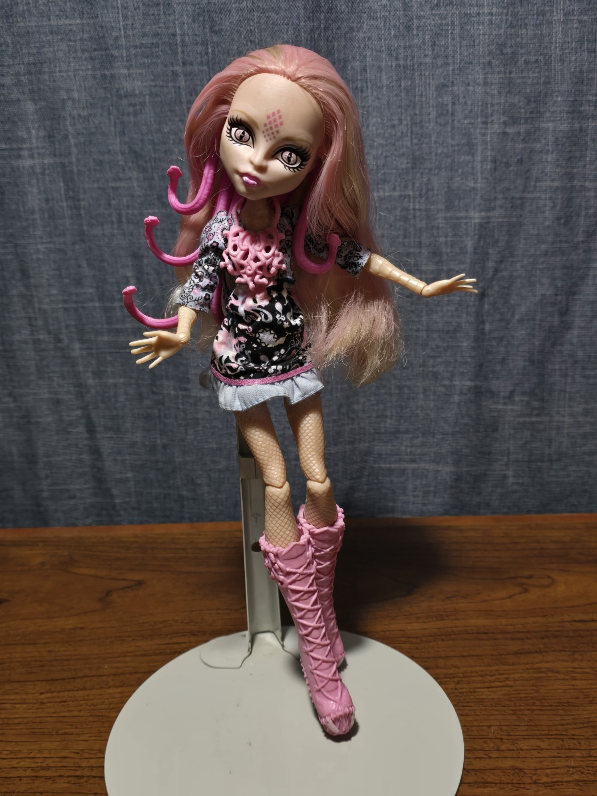 Mattel Monster High Frights Camera Action Viperine Gorgon Do