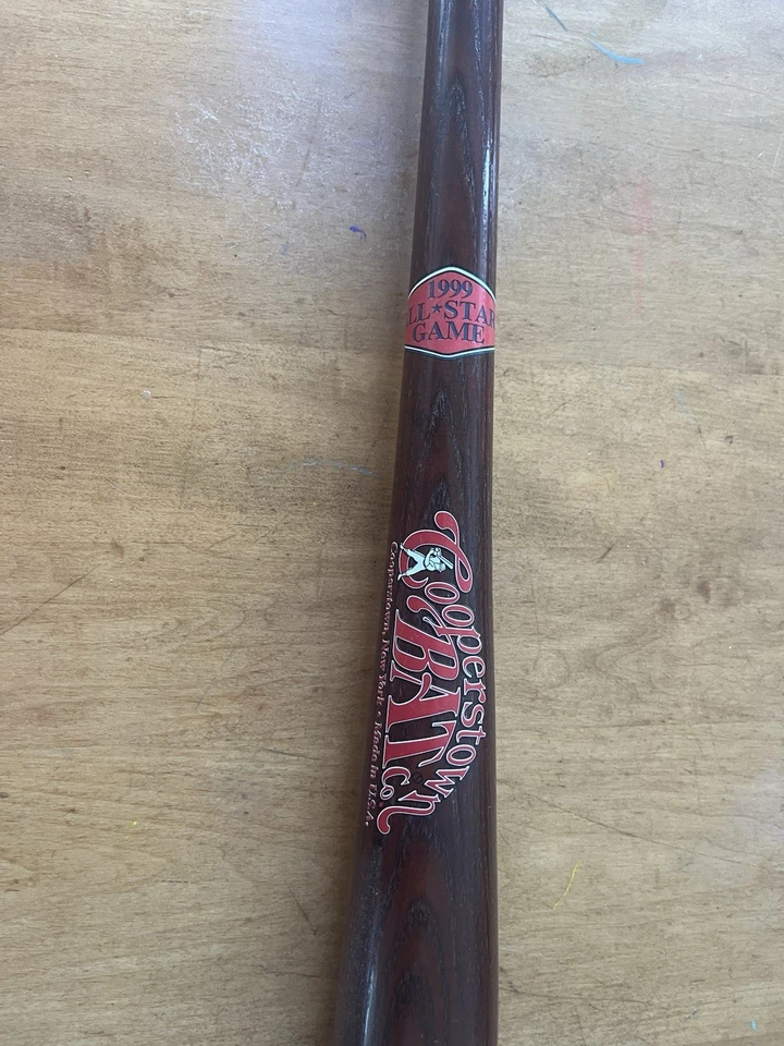 1999 MLB All Star Game Cooperstown Bat #599 Boston Red Sox Colecionável - Imagem 2 de 3