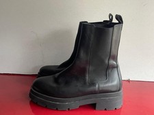 H&M Women's Black Leather Pull on Chunky Chelsea Ankle Boots.UK(5)EUR(38)-A134
