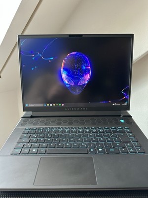 Alienware M16 R1 - Intel I9 13900HX, 32GB RAM, 16'' QHD+ Display, RTX 4080
