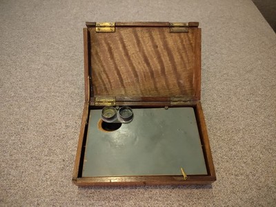 Small old vintage french wooden thumb box for traveling artists -Made in France