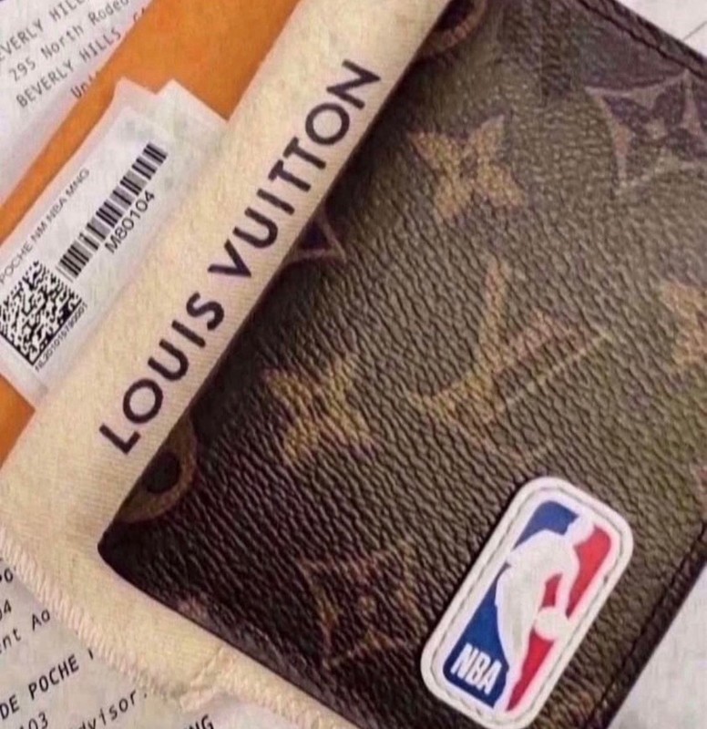 Authentic Louis Vuitton LV x NBA M80104 Monogram Bifold Wallet Mens Brown Red 