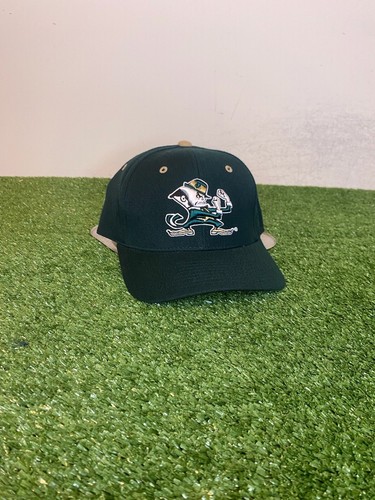 Notre Dame Fighting Irish fitted hat cap size 7 green New Zephyr football NWT - Picture 2 of 9