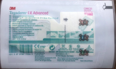 Tegaderm IV Transparent Film Dressing Pediatric 1682, 2 x 2 1/4'' - Lot of 20,