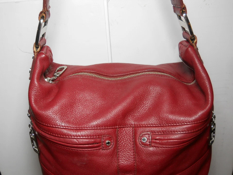 Amplio bolso de mano Jaeger vintage de cuero granulado rojo con cremallera - dos partes delanteras Foto 3 de 4