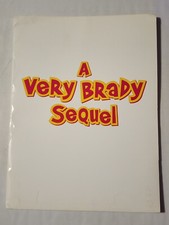 A VERY BRADY SEQUEL BRADY BUNCH MOVIE PRESS KIT W/ PHOTOS 1996 PARAMOUNT