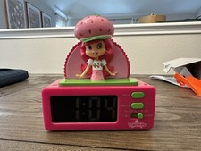 Rare American Greetings Strawberry Shortcake Alarm Clock Snooze/Light 2013