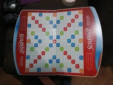 Hasbro Scrabble 2010 Deluxe Edition Blue Board Game Rotaing Travel Case 