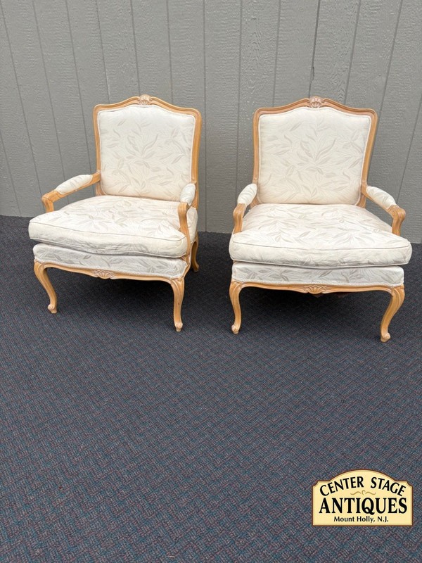 67530  Pair of Chateau D AX  Italian Louis XV Style Armchairs in Cream