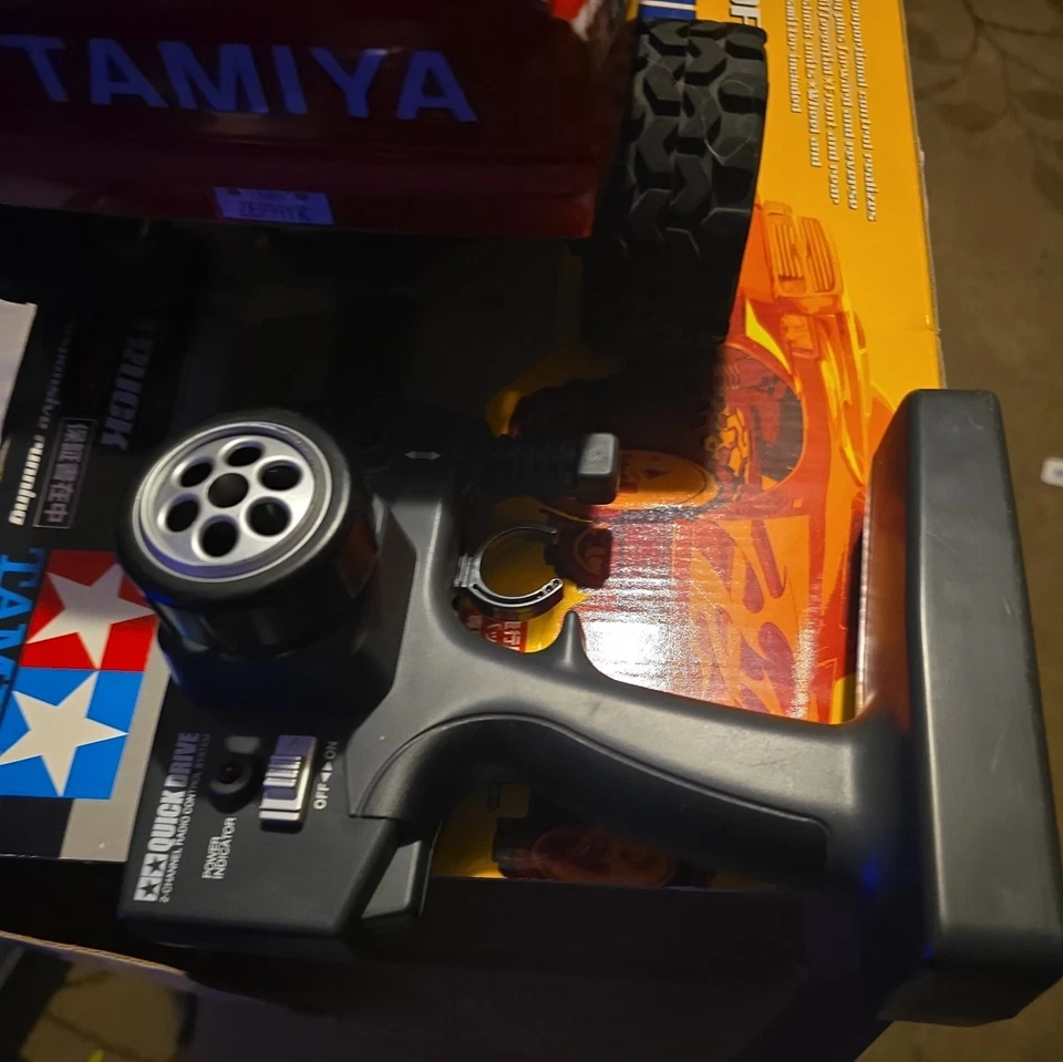 Tamiya 1/12 46033 Land Zephyr QD 2WD RTR NIB.. REMOTE IS NOT WORKING. - Image 4 of 4