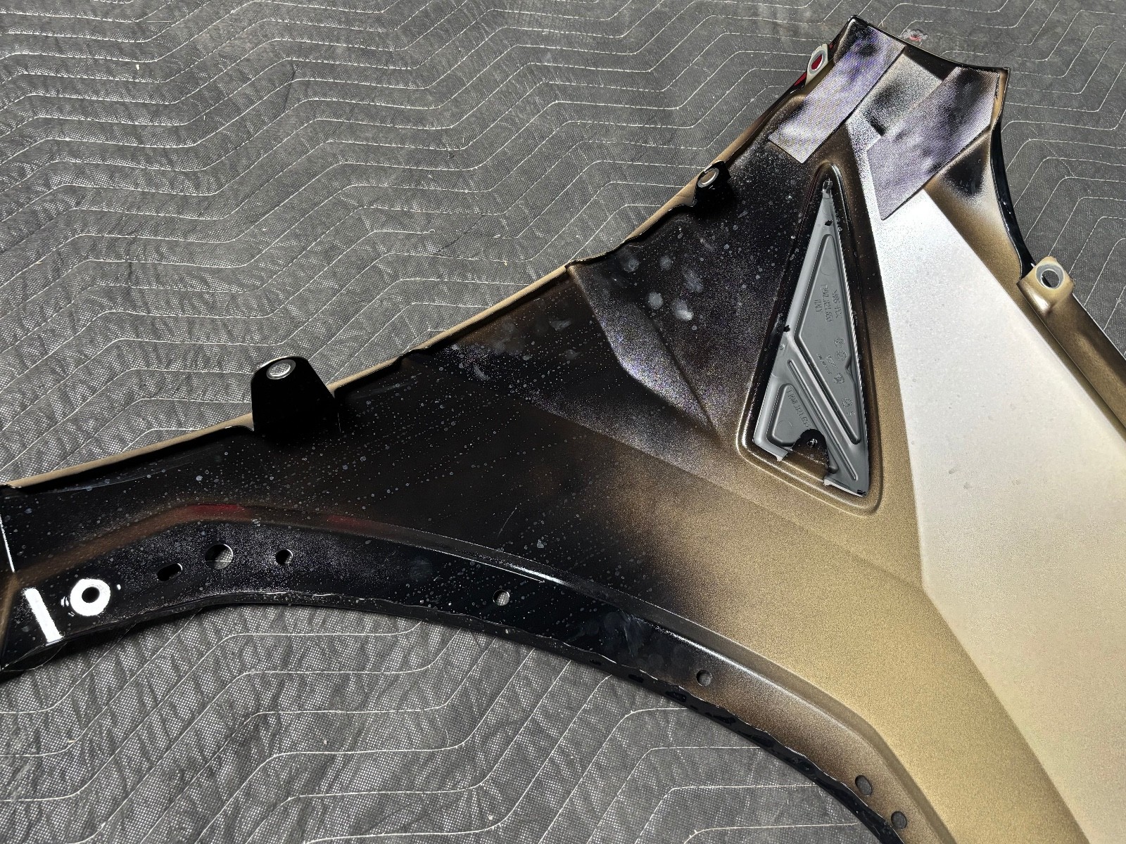 Lamborghini Urus 2025 FRONT+LEFT Fender P/N 4ML821105