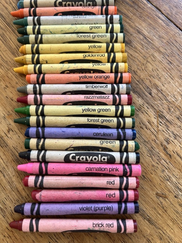 VTG Crayola Crayons 40 Count Razzmatazz Wild strawberry Sky blue Neon carrot