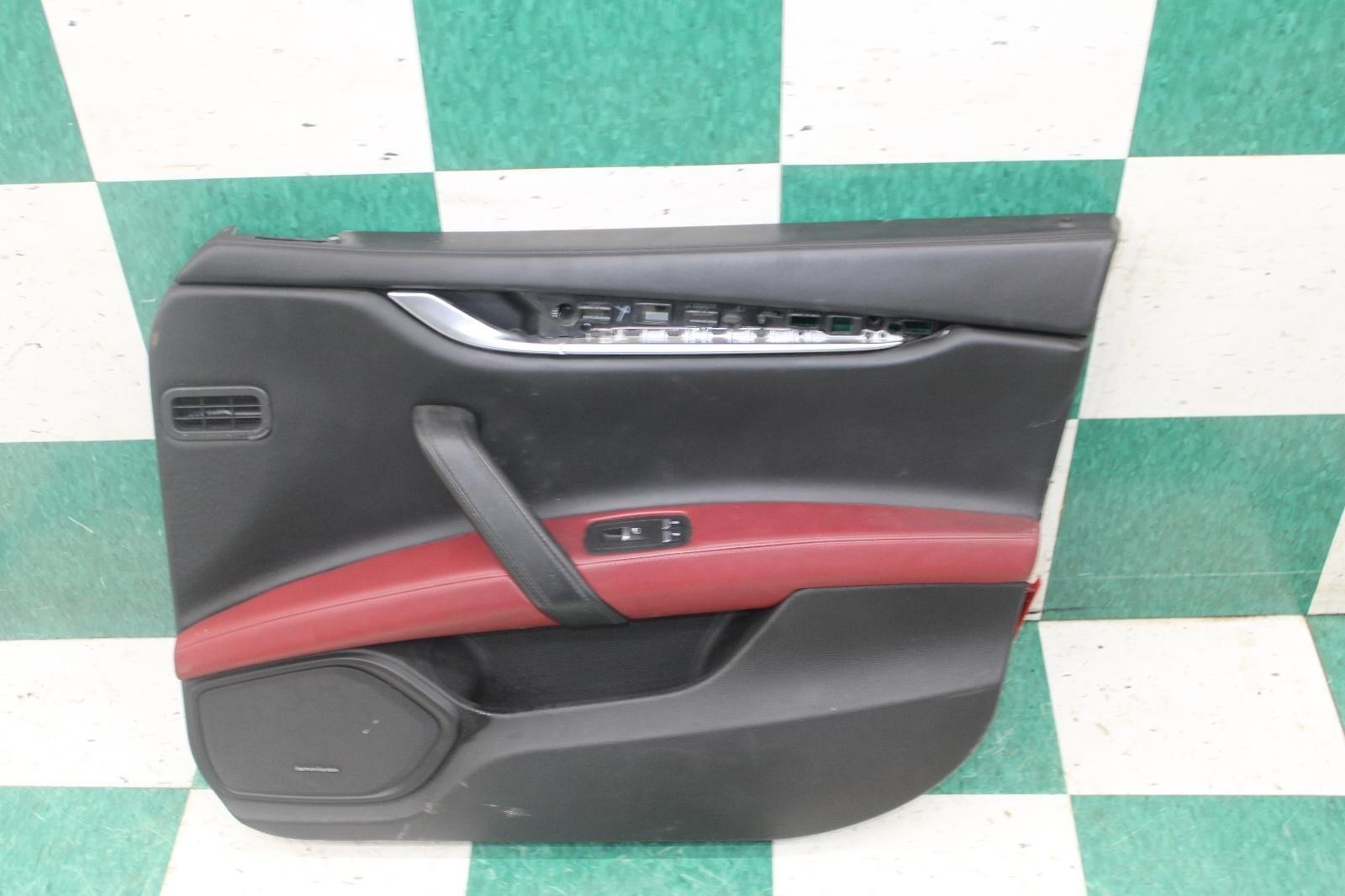 14-17 MASERATI GHIBLI Marrone Red Black Front RH RF Door Trim Panel Factory OEM