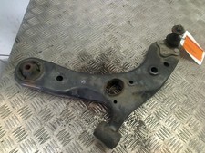 Triangle de suspension Toyota PRIUS