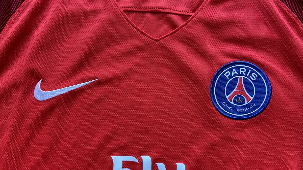 PARIS SAINT GERMAIN 2016 2017 AWAY FOOTBALL SHIRT SOCCER JERSEY