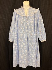 Flannel Nightgown Lanz Salzburg Sz M Medium EXC Blue Snowflakes Eyelet Trim Ud
