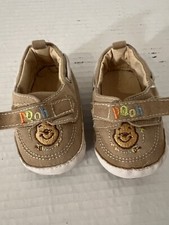 Disney Winnie The Pooh Tan Shoes With Pooh And Accent Colors Size 3-6 Months