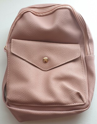 NEU rosa veganes Leder Erwachsene Rucksack Tasche Kunstriemen Reißverschluss 22x18x9cm Mode