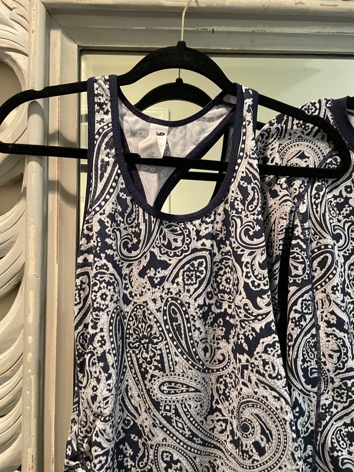 New Balance пейсли бак и длинным рукавом комплект - XS (полиэстер, эластан) - Изображение 2 из 4