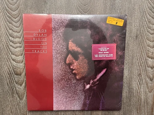 BOB DYLAN Blood On The Tracks LP 1975 1st Press STILL SEALED Full Portrait HYPE