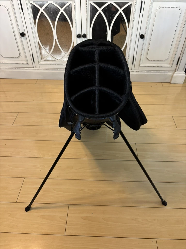 Bolsa de golf Orlimar SRX negra con soporte de golf  Foto 2 de 4