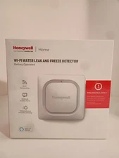 Honeywell Home Wi-Fi Water Leak & Freeze Detector CHW3610WF1001 NEW