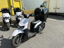 Silence S02 Business Plus-  Electric Cargo Moped with large Pizza / Delivery Box