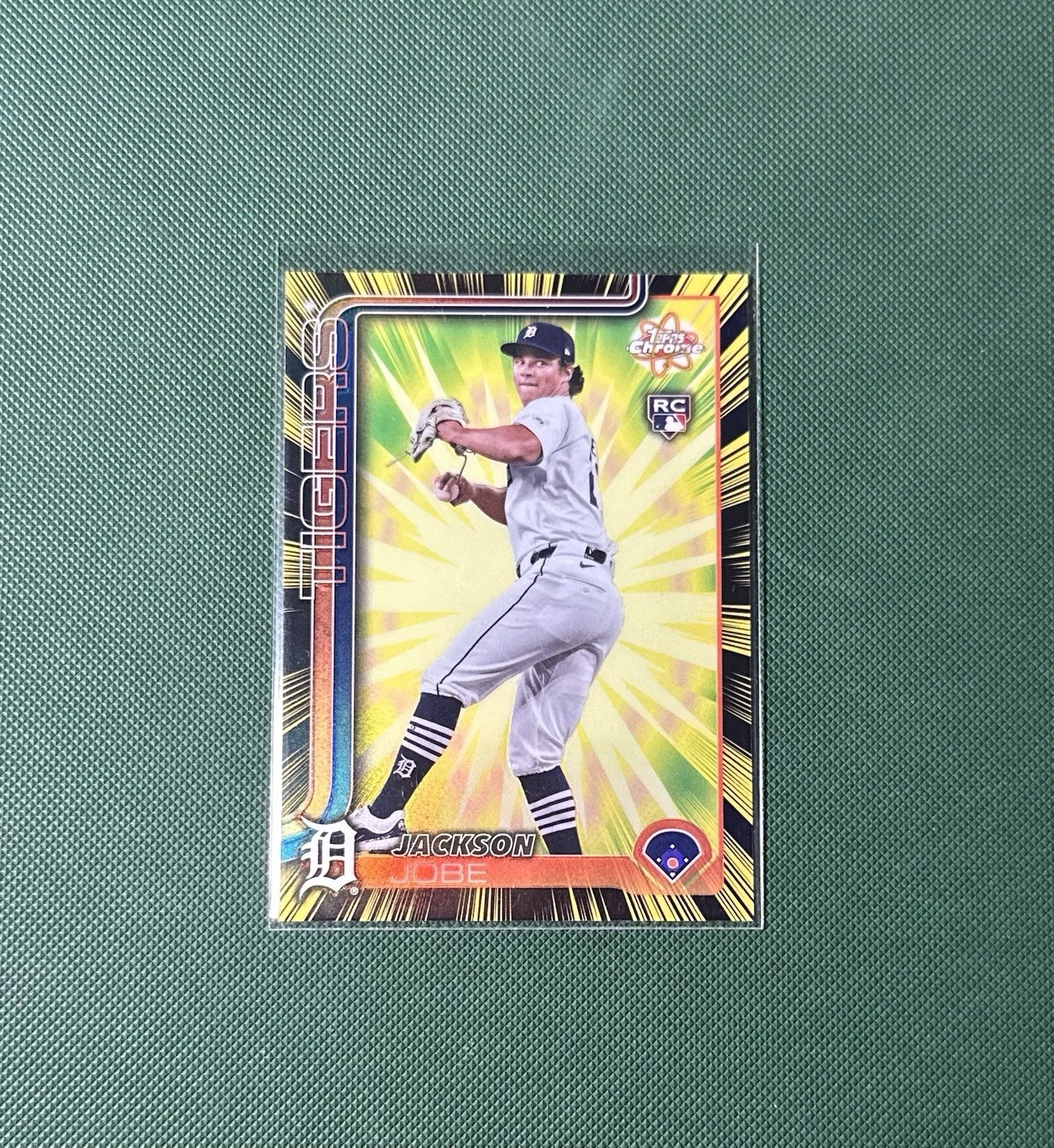 2025 Topps Chrome - Jackson Jobe Radiating Rookies #RR-11 (RC)