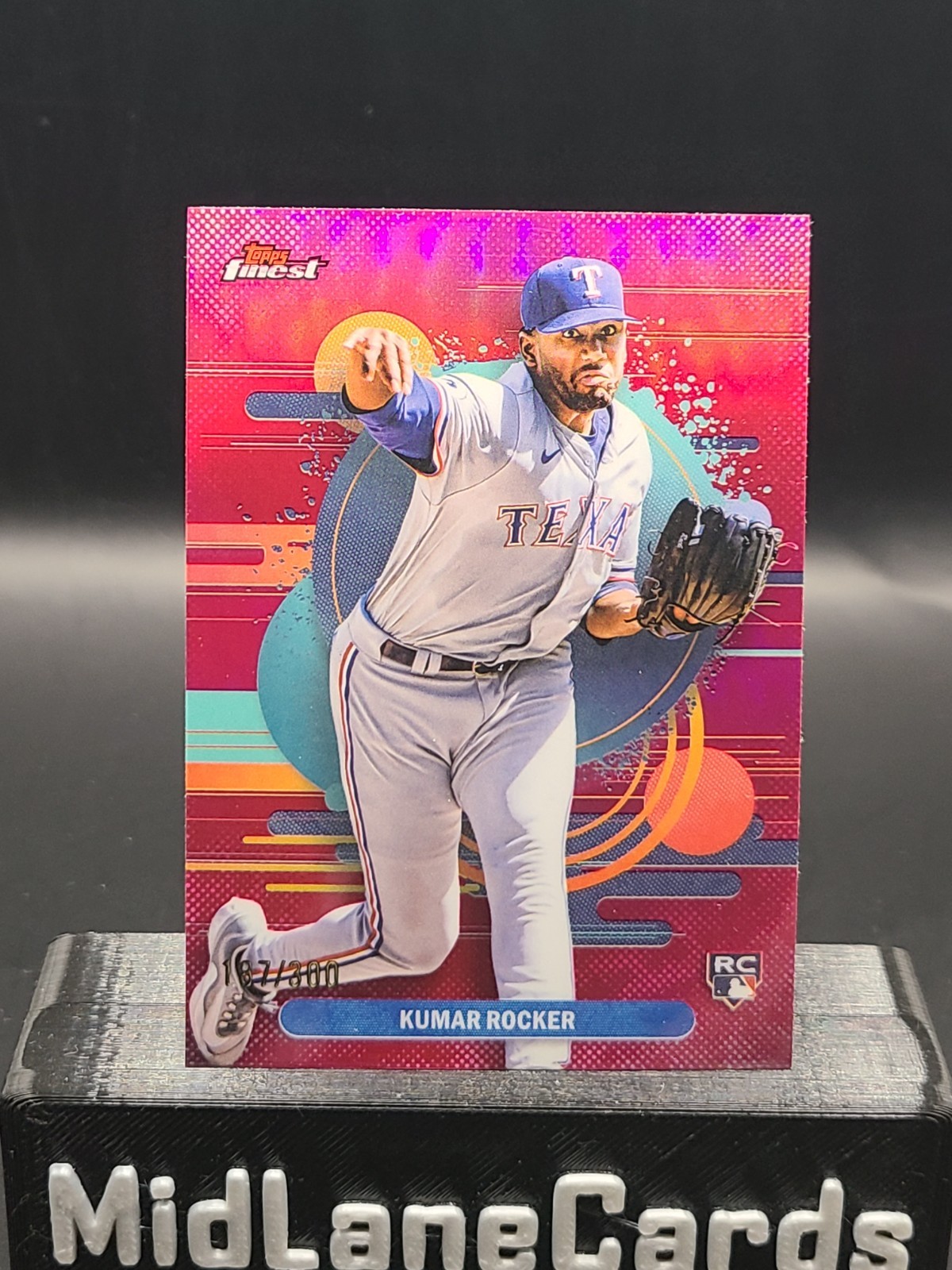 2025 Topps Finest - Uncommon Kumar Rocker #121 Magenta Refractor /300 (RC)