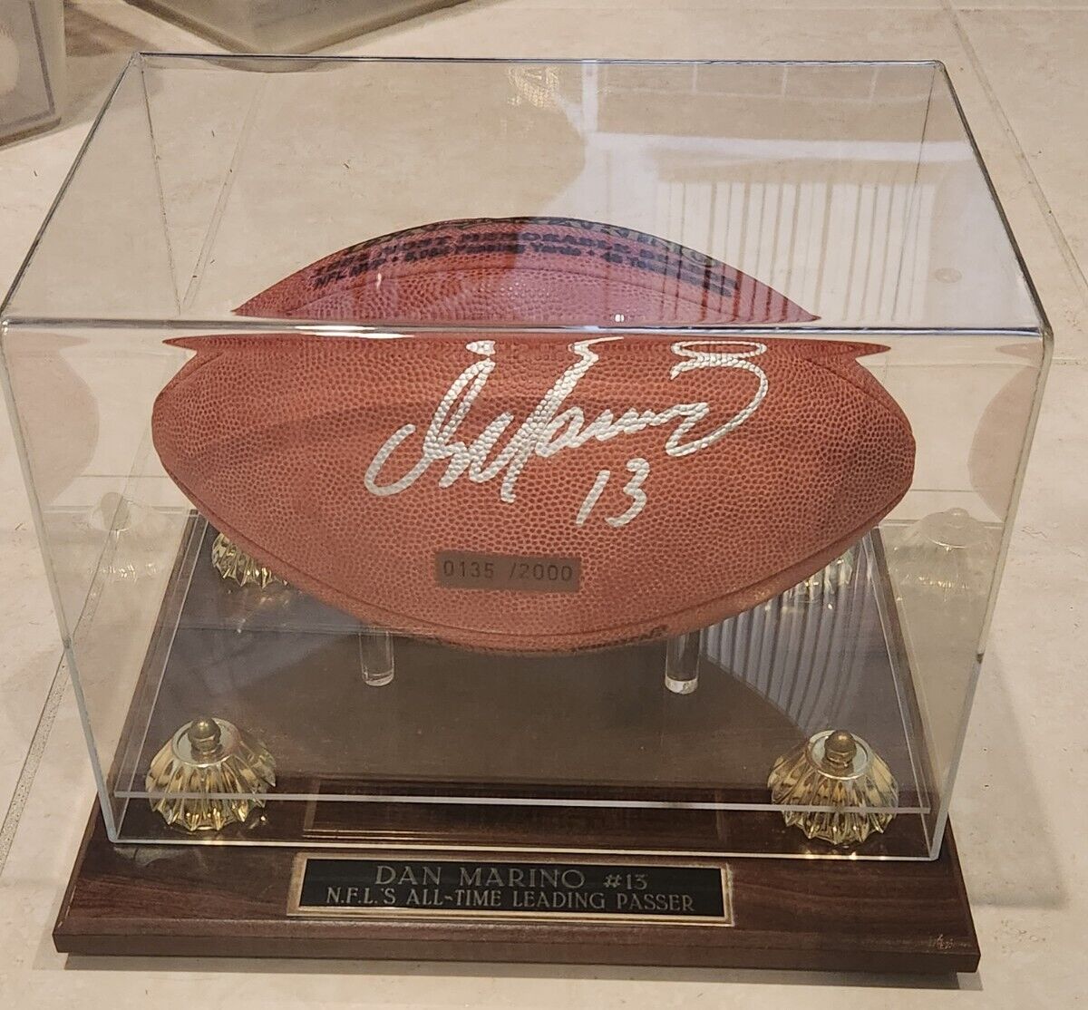 Dan Marino Signed Football Limited Edition /2000 Mounted Dan Marino Signed Football Limited Edition /2000 Mounted