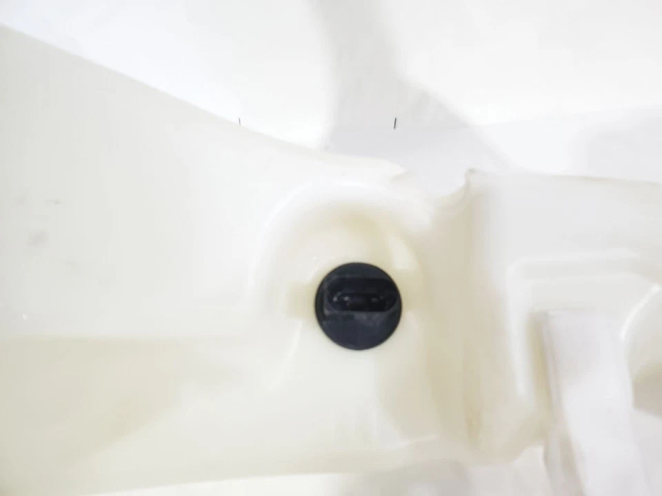 2008 2015 Audi TT OEM Washer Fluid Reservoir 8j0955453a - Image 4 of 4