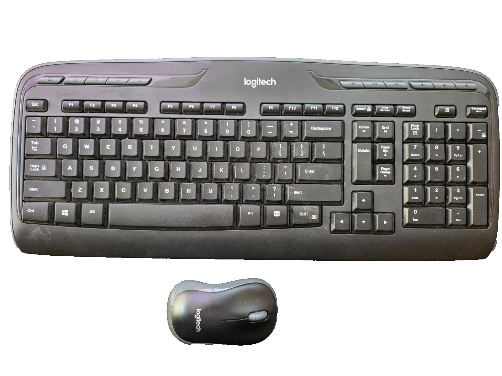 Logitech Wireless  MK320   Keyboard & Mouse NOT IN ORIGINAL 