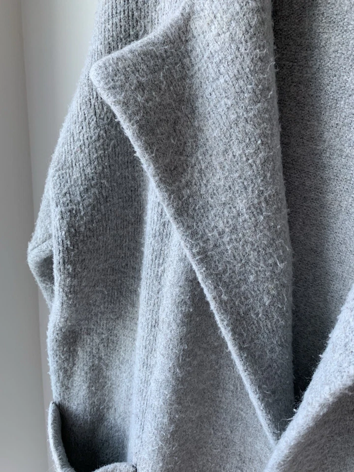 Trench coat Brandy Melville John Galt inverno manga longa feminino tamanho único  - Imagem 4 de 4