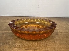 Vintage Amber Starburst OVAL Ashtray 4 1/2” X 3 1/2” From Estate Sale Collection